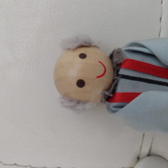 Kidcraft wooden Grandpa Dollhouse toy figure - Picture 2 of 6